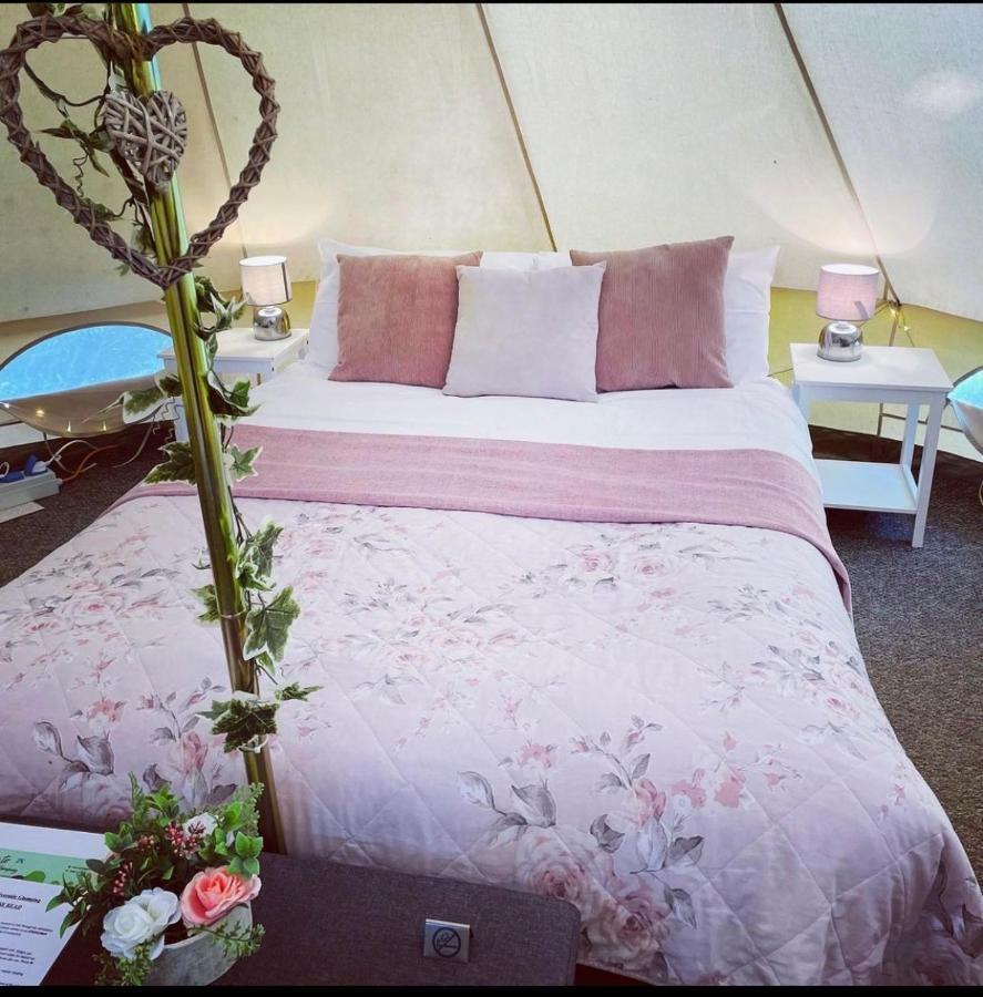 Oxford Riverside Glamping Extérieur photo