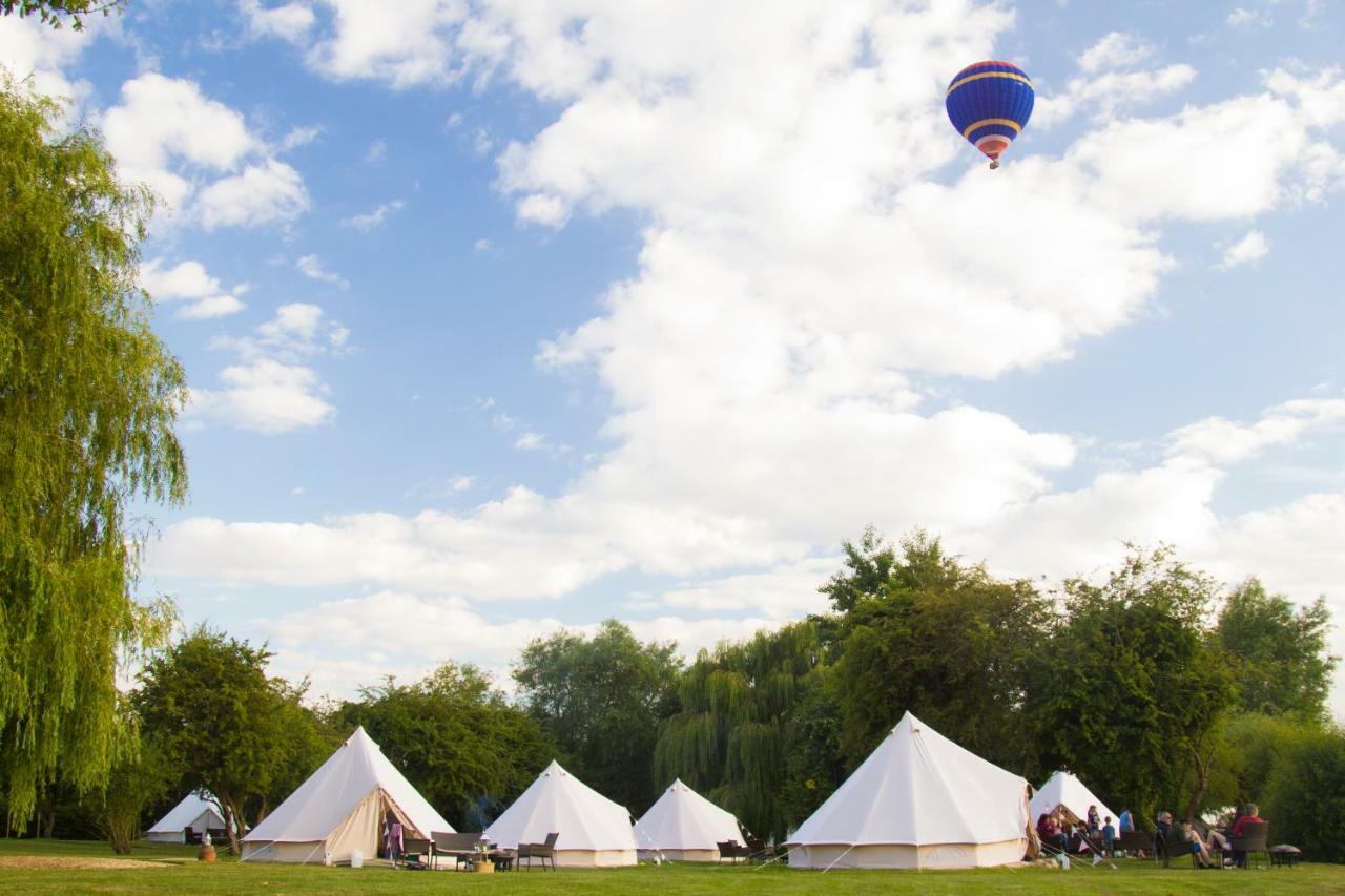 Oxford Riverside Glamping Extérieur photo